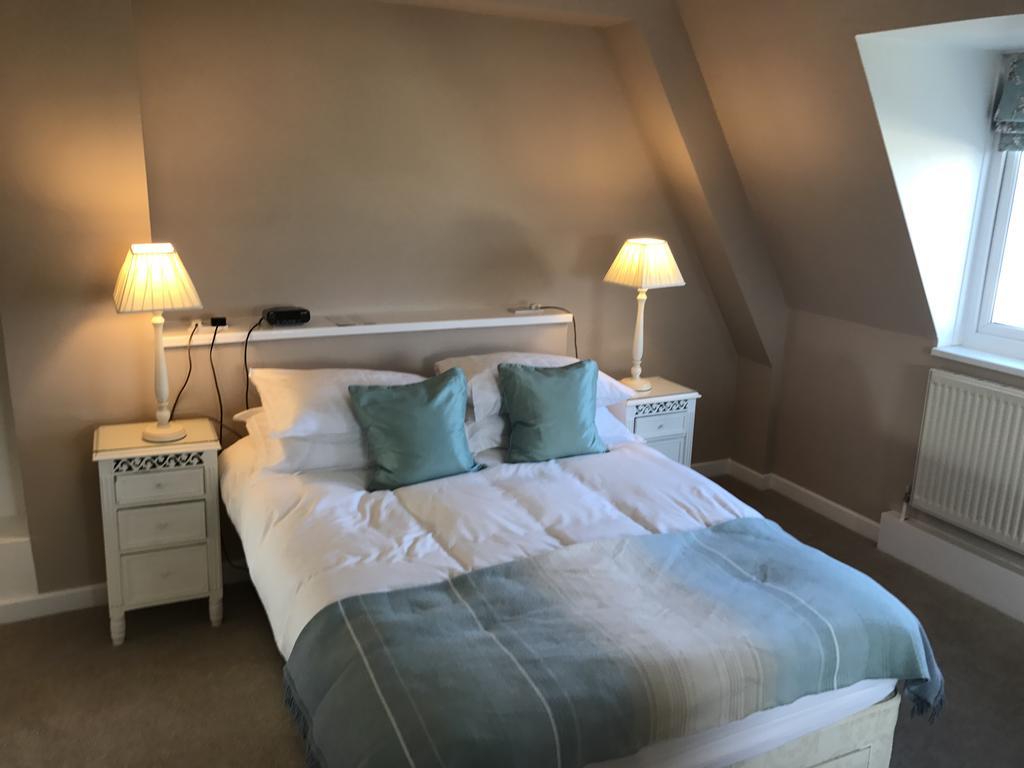 Cambridge House Bed & Breakfast ทอร์พอยท์ ภายนอก รูปภาพ