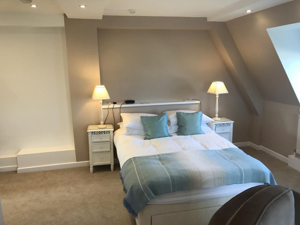 Cambridge House Bed & Breakfast ทอร์พอยท์ ภายนอก รูปภาพ